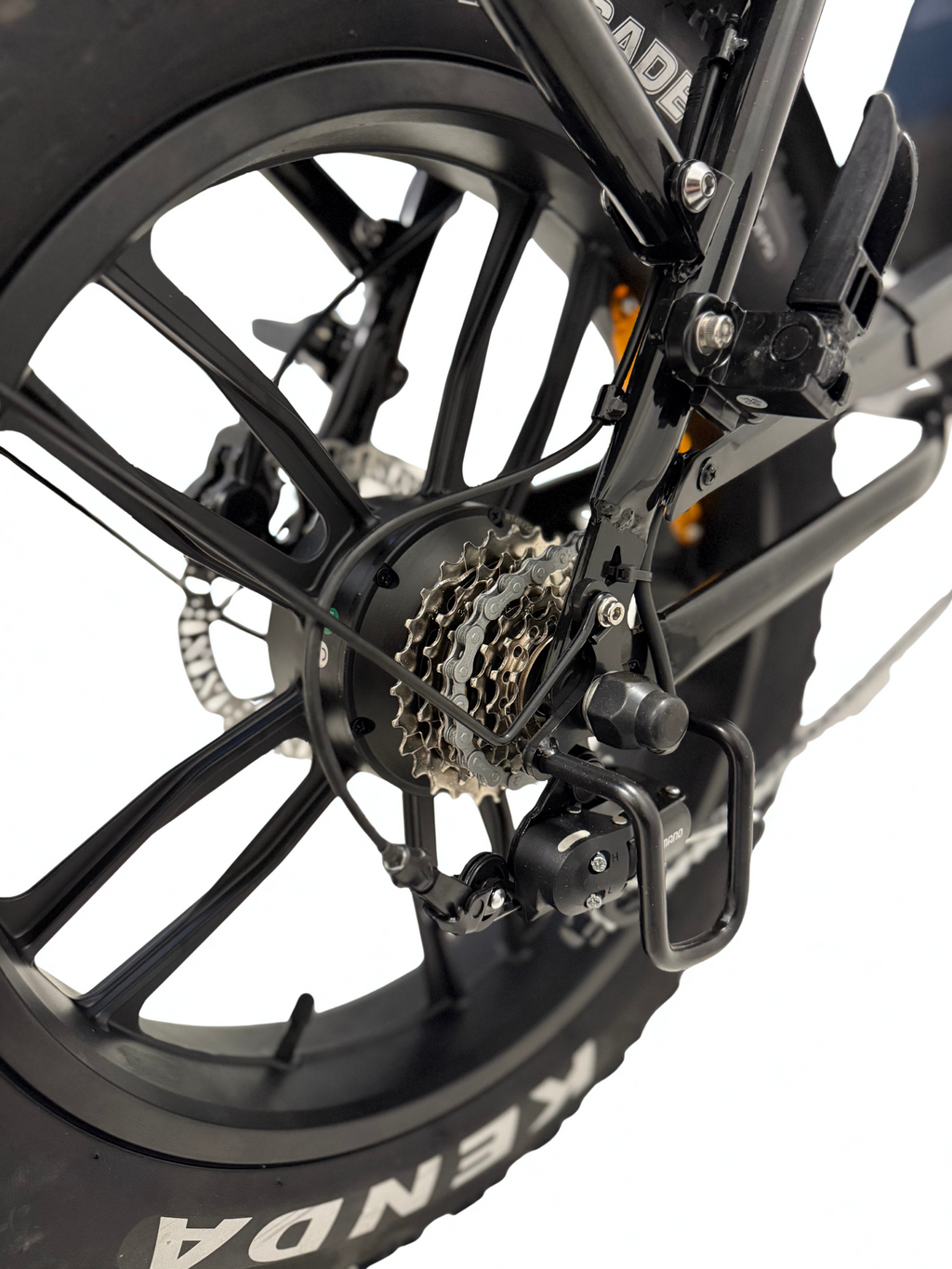 OUXI C80 – Fatbike électrique 250W | 60 km d’autonomie | Accessoires offerts | Bientôt disponible 🔥
